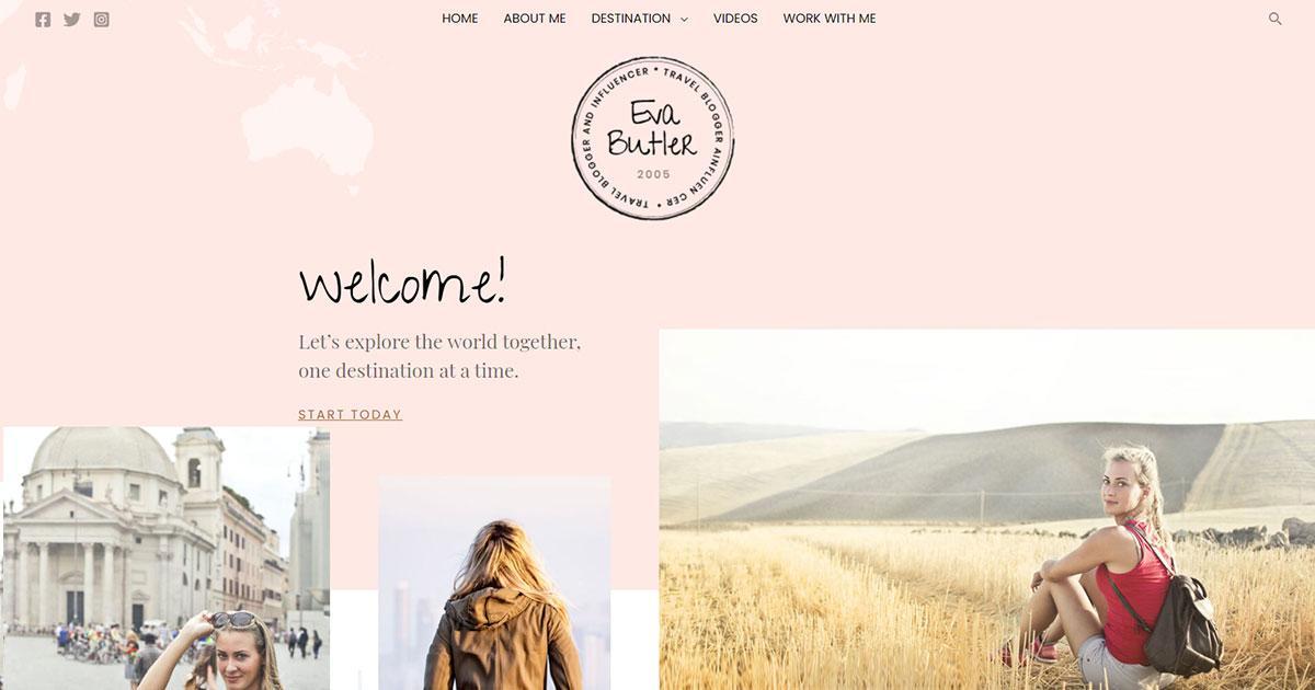 Web template for the travel bloggers